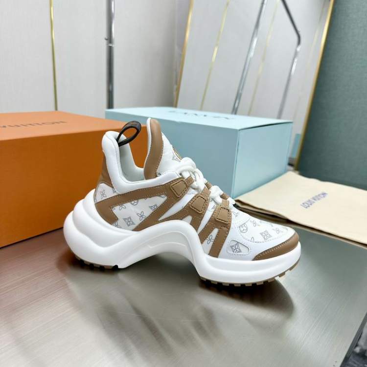Picture of Louis Vuitton Shoes _SKULVsz35-41517723.5cmmnf0308